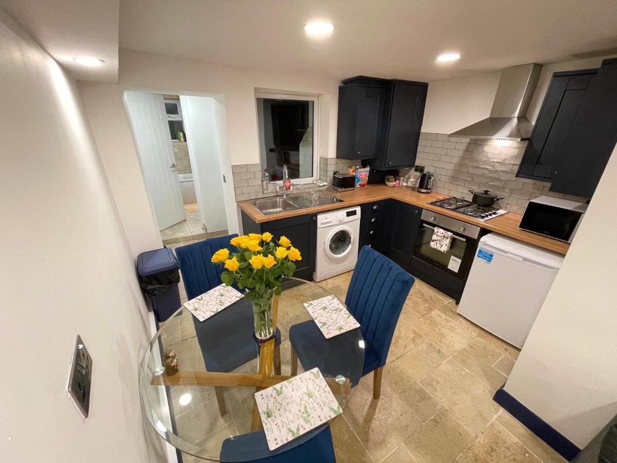 2 Bedroom Cottage Gloucester City Center Eksteriør bilde