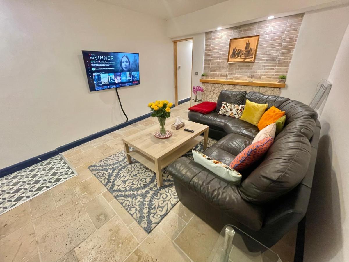 2 Bedroom Cottage Gloucester City Center Eksteriør bilde