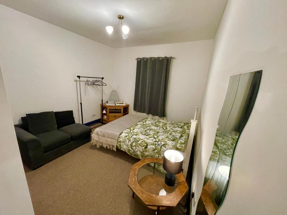 2 Bedroom Cottage Gloucester City Center Eksteriør bilde